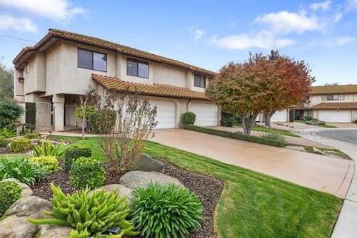 913 Valley Way, Madera, CA, 93637-2700 | Card Image