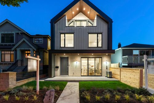 1-2386 E 45th Ave, Vancouver, BC, V5R3B5 | Card Image