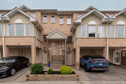 3A Robert Lane, Halton Hills, ON, L7G5L9 | Card Image