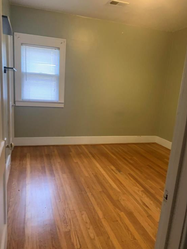 254 Cedar St, Home with 0 bedrooms, 2 bathrooms and null parking in Wyandotte MI | Image 22