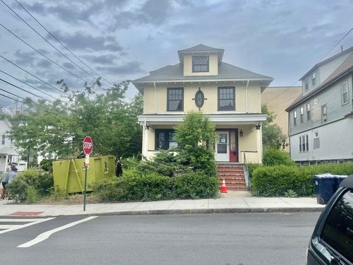 47 Pleasant St, Everett, MA, 02149-2834 | Card Image