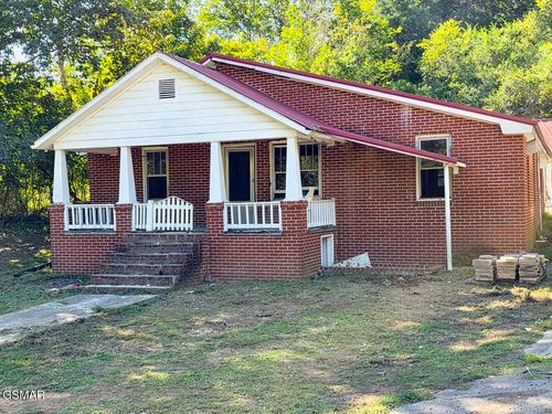 2534 Muddy Hollow Rd, Dandridge, TN, 37725-7032 | Card Image