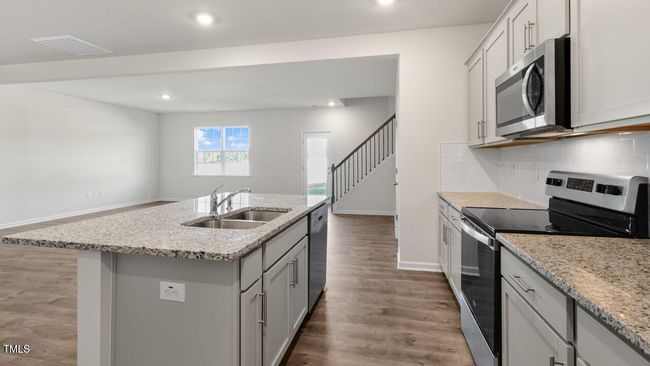 Kitchen | Image 6