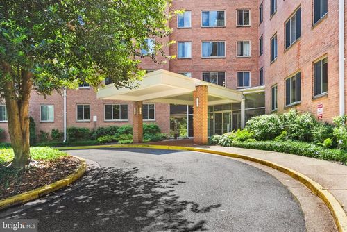 apt-b606-3000 Spout Run Pkwy, ARLINGTON, VA, 22201-4229 | Card Image