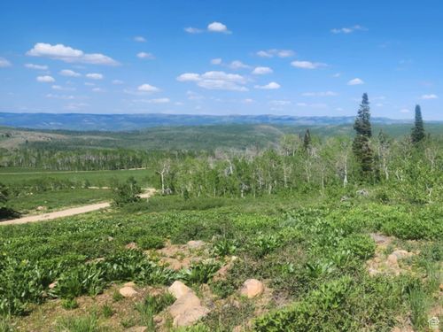 h250-7434 N Rendezvous Rd, Huntsville, UT, 84317 | Card Image