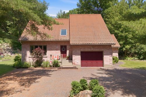 72 Kenner Crt, Tweed, ON, K0K3J0 | Card Image
