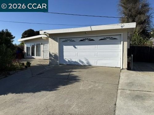 1811 Espanola Dr, San Pablo, CA, 94806-2108 | Card Image