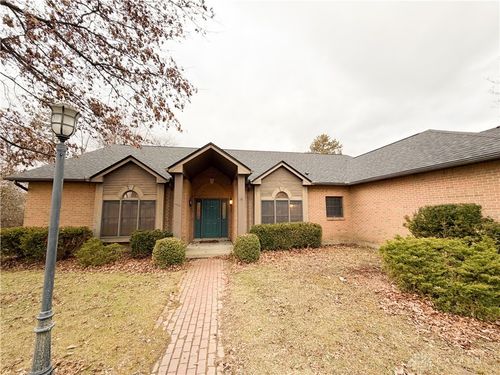 7995 Crestway Road, Clayton, OH, 45315 | Card Image