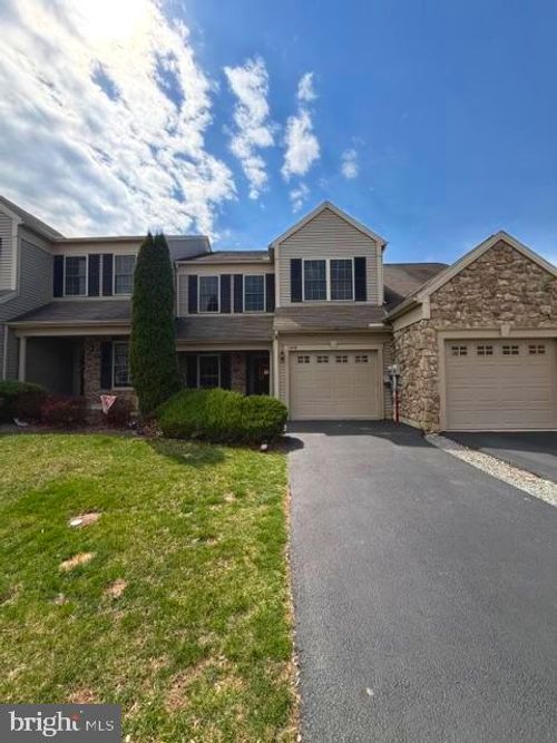 688 Stoverdale Rd, HUMMELSTOWN, PA, 17036-8863 | Card Image