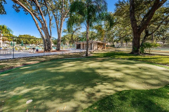 Community putting green | Image 52
