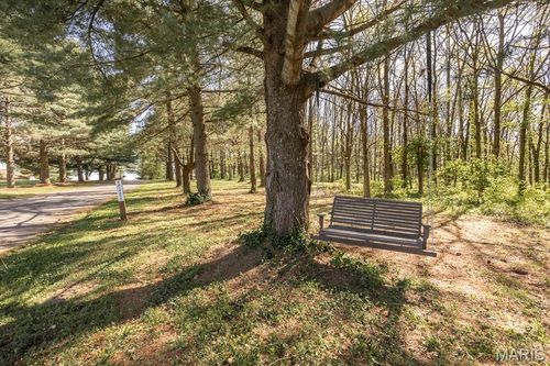 10 Phillips Ln, Shiloh, IL, 62221-4499 | Card Image