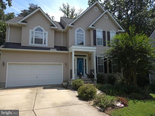 634 Robinson Station Rd, Severna Park, MD, 21146-2853 | Card Image