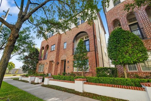 705 Delano St, Houston, TX, 77003-3216 | Card Image
