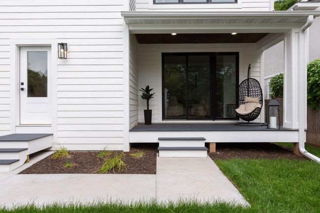 Pictures of previously built house. | Image 30