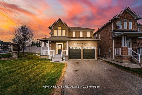 383 Queen Mary Dr, Brampton, ON, L7A3T1 | Card Image