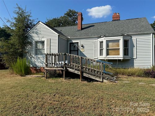 820 Maple Ave, Salisbury, NC, 28144-6144 | Card Image