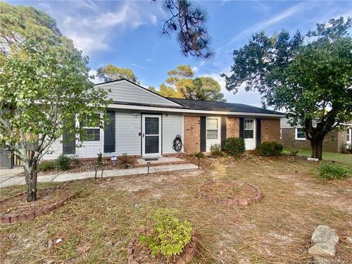 5983 Richfield Ave, Hope Mills, NC, 28348-2837 | Card Image