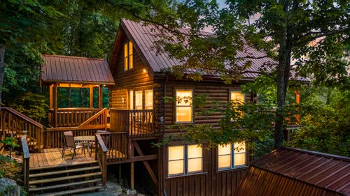 1751 Carabiner Cir, Stanton, KY, 40380-0017 | Card Image