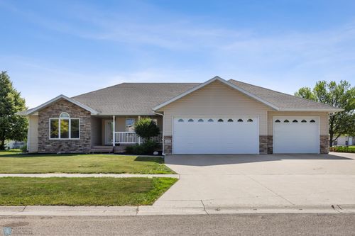 1172 Morningside Ct, Casselton, ND, 58012-3711 | Card Image