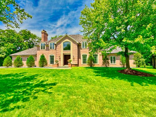 560 Jacqulyn Ln, Lake Forest, IL, 60045-2780 | Card Image
