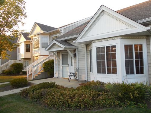 420-420 Hidden Creek Ln, North Aurora, IL, 60542-1176 | Card Image