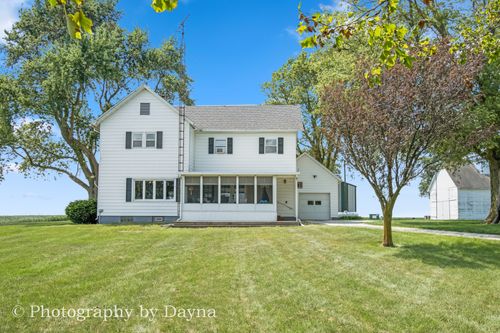 1860 E 200 North Rd, Hoopeston, IL, 60942-1288 | Card Image