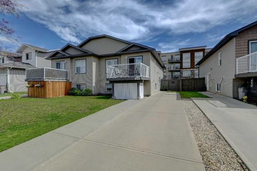 12305 103 St, Grande Prairie, AB, T8V2L4 | Card Image