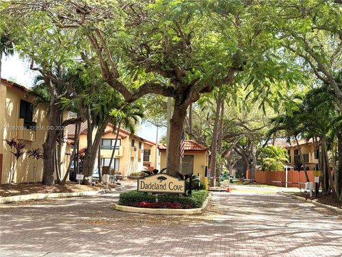 0-10073 Sw 77th Ct, Miami, FL, 33156-2679 | Card Image