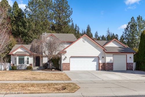 4404 N Huntercrest Dr, Coeur D Alene, ID, 83815-9673 | Card Image