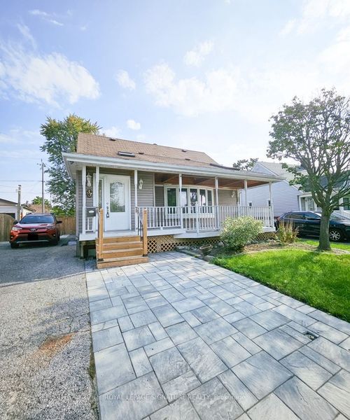 33 Woodhouse Cres, Ajax, ON, L1S2N5 | Card Image