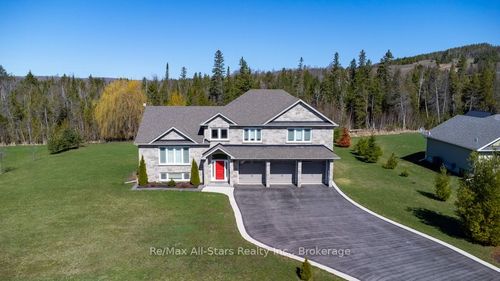 15 Rustlewood Ave, Bethany, ON, L0A1A0 | Card Image