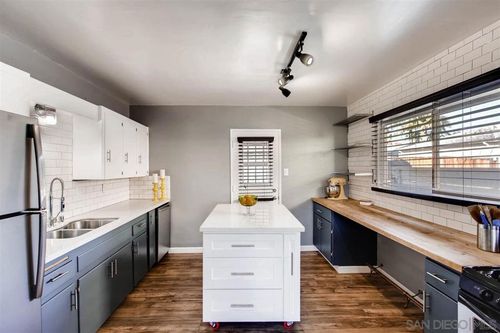 4458 Copeland Pl, San Diego, CA, 92116 | Card Image