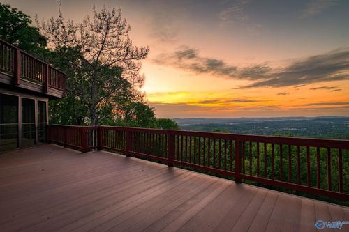 5000 Sunset Blf Se, Huntsville, AL, 35803-1941 | Card Image