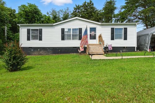 221 Cedar Ct, Gretna, VA, 24557-2771 | Card Image
