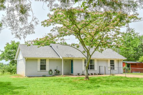 3180 E 2090 Rd, Hugo, OK, 74743-4539 | Card Image