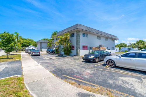 apt-208-300 Ne 1st Ct, Hallandale Beach, FL, 33009-4346 | Card Image