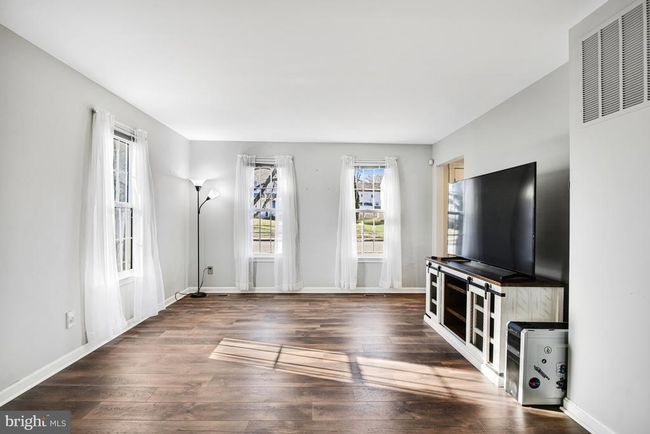 9711 Zimbro Ave, House other with 4 bedrooms, 3 bathrooms and null parking in MANASSAS VA | Image 23