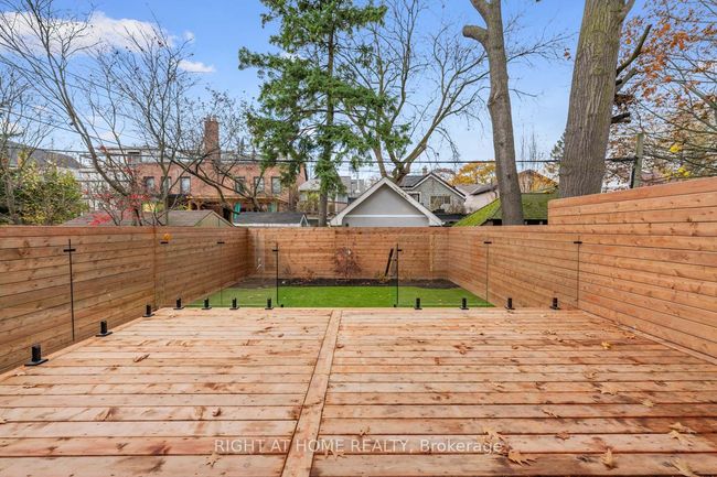 37 Kenilworth Ave, House other with 4 bedrooms, 6 bathrooms and 1 parking in Toronto ON | Image 50