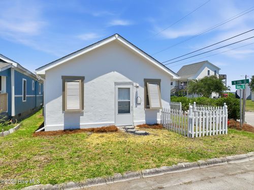 501 N 11th St, Morehead City, NC, 28557-3707 | Card Image