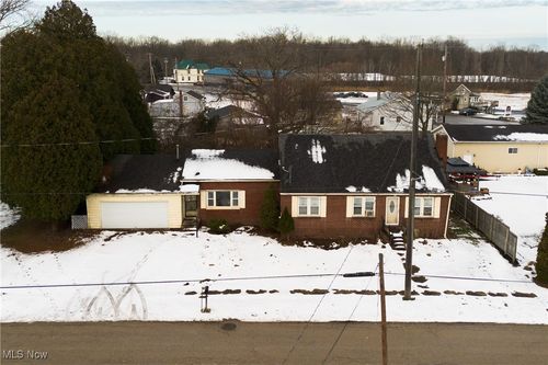 6123 Lucas Ave, Ashtabula, OH, 44004-6317 | Card Image