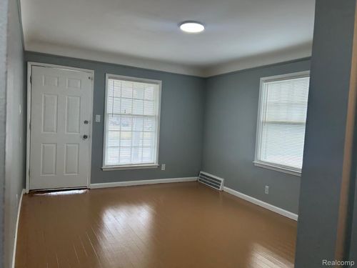 19710 Moross Rd, Detroit, MI, 48224-1170 | Card Image