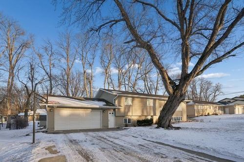 200 Interwood Dr, Glencoe, MN, 55336-3117 | Card Image