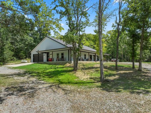 6145 Hunters Point Pike, Lebanon, TN, 37087-1130 | Card Image