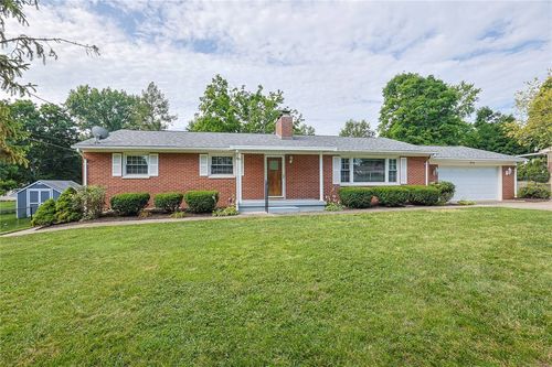 4520 Eisenhower Pl, Middletown, OH, 45042-3837 | Card Image