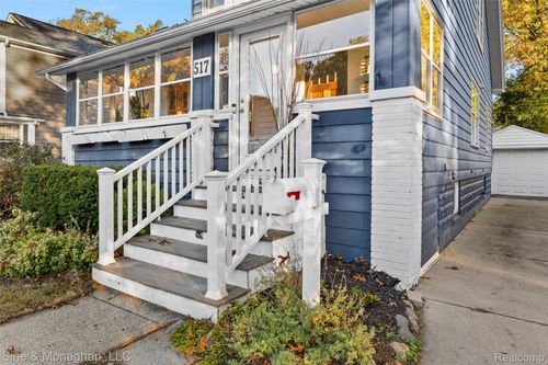 517 Forest Ave, Royal Oak, MI, 48067-1957 | Card Image