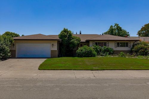 69 Springbrook Cir, Sacramento, CA, 95831-2164 | Card Image