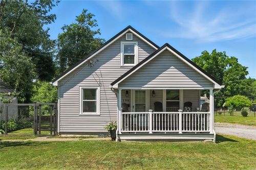 190 Elm St, New Brighton, PA, 15066-3304 | Card Image