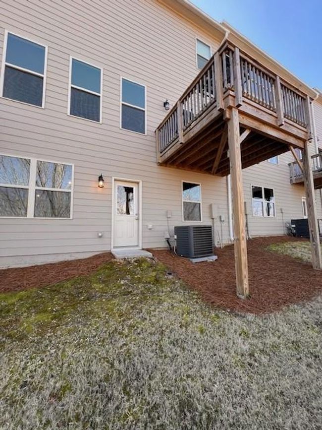 1935 Manor Pointe Dr, Condo with 3 bedrooms, 3 bathrooms and null parking in Cumming GA | Image 49