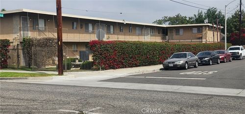 1935 W Linden St, Riverside, CA, 92507 | Card Image