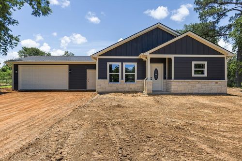 109 Clear Spring St, Bastrop, TX, 78602-6767 | Card Image